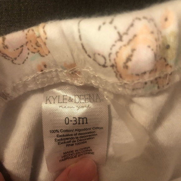 KYLE & Deena Bunny Outfit - Picture 6 of 8